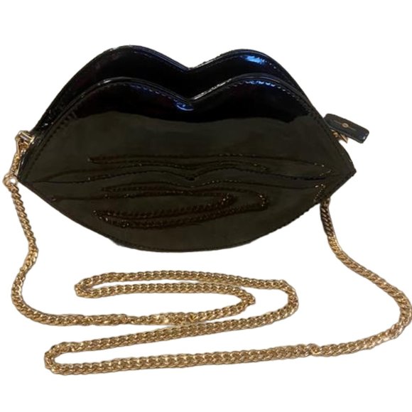 👄 Kisses Crossbody - Black with Gold Chain - Lip Love Kisses Purse - Shiny 👄 - Picture 1 of 4